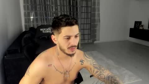 jonnyporn1 online show from February 2026 06:58:02 PM