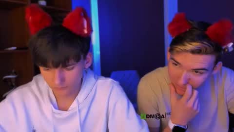 jordi_ser online show from November 2025 07:24:02 PM