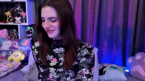 Rose online show from November 2025 05:00:02 PM