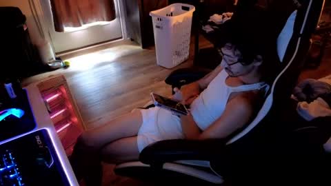 Josef online show from July 2026 10:46:01 PM