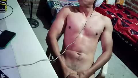 joseigue3213 online show from June 2026 05:34:01 AM