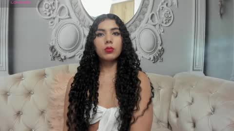 Snapshot of joselyn_sexy_ chatting on February 2025 12:19:02 AM Katalina online show from February 2025 12:19:02 AM