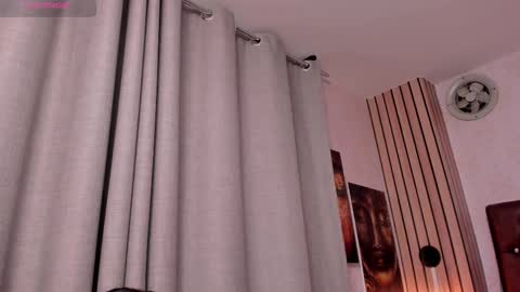 Snapshot of joselyn_sexy_ chatting on March 2025 12:39:02 AM Katalina online show from March 2025 12:39:02 AM