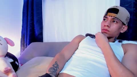 Josep online show from February 2025 02:35:01 AM