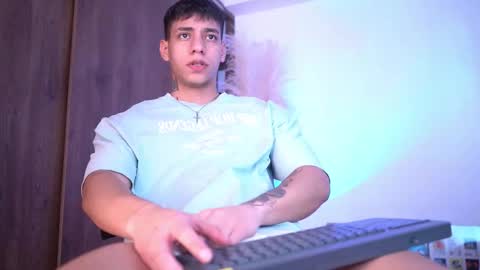 Josep online show from December 2025 07:32:01 PM