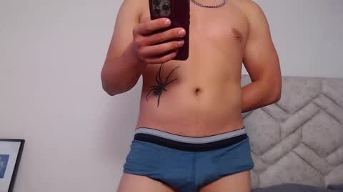 Snapshot of josephmosquera chatting on December 2024 01:03:01 PM josephmosquera online show from December 2024 01:03:01 PM