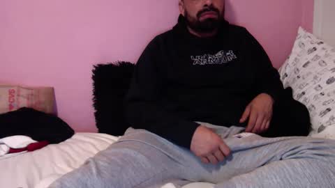 josephs1990 online show from February 2025 02:28:02 AM