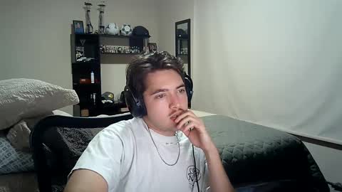 Josh online show from March 2025 03:57:02 AM