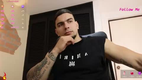 Snapshot of josh_miller01 chatting on June 2026 01:32:02 PM josh_miller01 online show from June 2026 01:32:02 PM