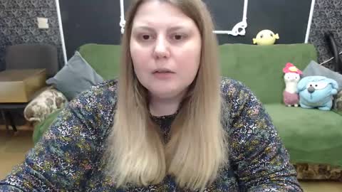 josiesun771 online show from December 2024 04:29:02 PM