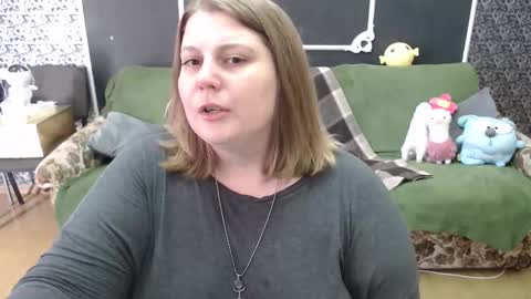 josiesun771 online show from September 2025 01:55:02 PM