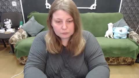 Snapshot of josiesun771 chatting on May 2026 12:01:02 PM josiesun771 online show from May 2026 12:01:02 PM