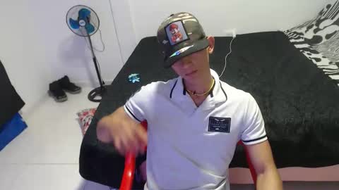 josue25sex online show from November 2025 02:59:01 AM