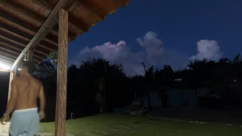 Im Jouliano online show from November 2025 11:04:02 PM