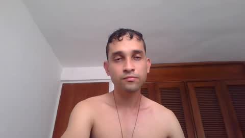 Snapshot of jovenvergonguapo09 chatting on June 2026 08:29:02 PM Van Helsing online show from June 2026 08:29:02 PM