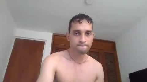 Snapshot of jovenvergonguapo09 chatting on June 2026 02:27:02 PM Van Helsing online show from June 2026 02:27:02 PM