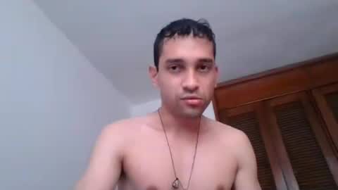 Snapshot of jovenvergonguapo09 chatting on July 2026 12:09:02 PM Van Helsing online show from July 2026 12:09:02 PM