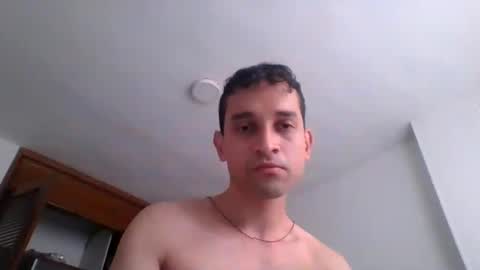 Snapshot of jovenvergonguapo09 chatting on July 2026 12:29:01 PM Van Helsing online show from July 2026 12:29:01 PM