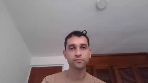 Snapshot of jovenvergonguapo09 chatting on July 2026 12:58:02 PM Van Helsing online show from July 2026 12:58:02 PM