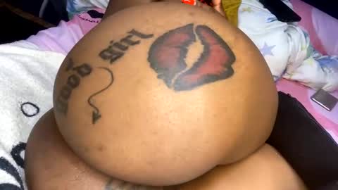 Butterflyass online show from January 2025 05:23:02 AM