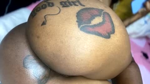 Butterflyass online show from February 2025 01:33:01 AM