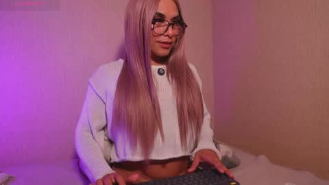 Danae online show from May 2026 12:07:01 AM