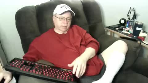 jpmel99 online show from December 2025 10:59:02 PM