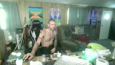 jrizzle1111 online show from October 2025 07:11:01 PM