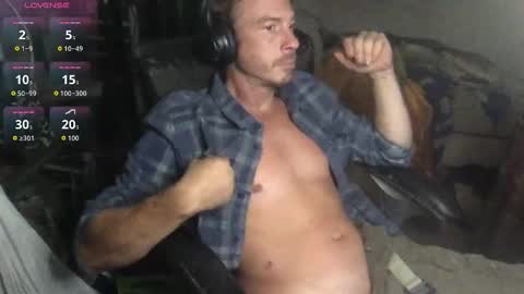 Snapshot of jts555 chatting on October 2025 09:10:01 AM JTS online show from October 2025 09:10:01 AM