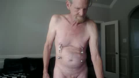 jtull52 online show from March 2026 10:25:01 PM