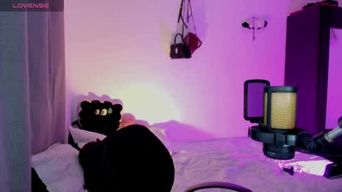 Ju Kyung online show from October 2025 02:18:01 AM