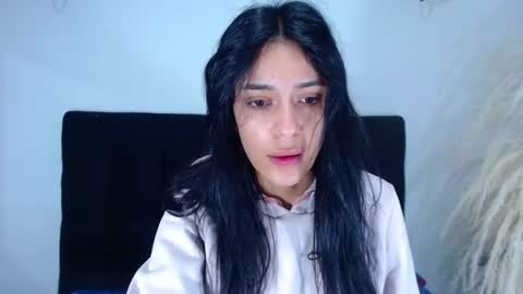 Snapshot of juan_and_luciana chatting on June 2026 12:04:02 PM online show from June 2026 12:04:02 PM