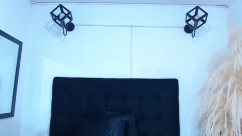 Snapshot of juan_and_luciana chatting on June 2026 11:48:01 AM online show from June 2026 11:48:01 AM