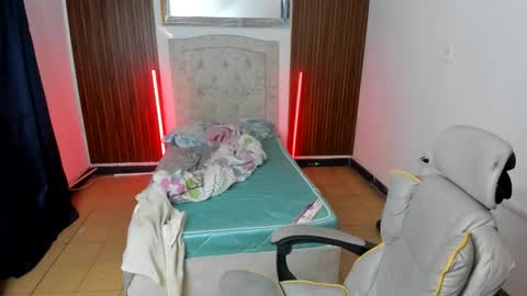 Snapshot of juan_and_luke chatting on February 2026 12:47:02 PM juan_and_luke online show from February 2026 12:47:02 PM