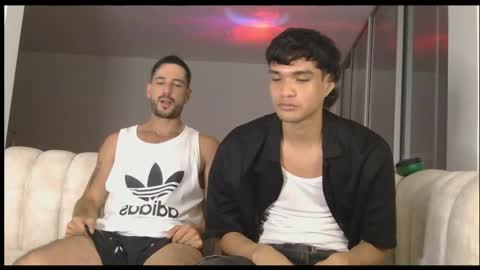 juan_axel_ online show from February 2026 05:06:01 AM