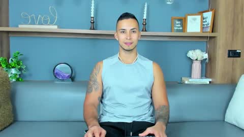 juan_muscle online show from February 2025 01:44:02 AM