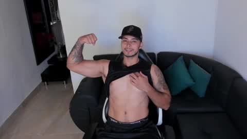 juan_muscle online show from September 2025 02:35:02 AM