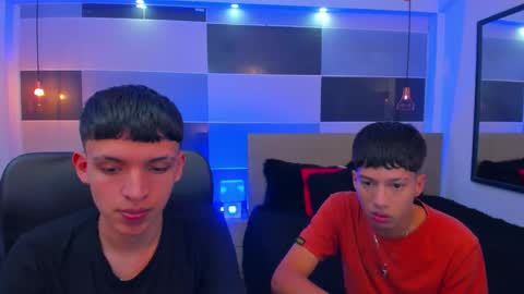 JuanSteven online show from December 2024 04:26:02 AM