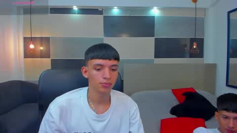 JuanSteven online show from March 2025 12:54:02 PM