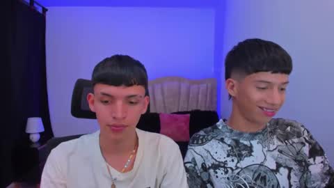 JuanSteven online show from September 2025 02:22:01 AM