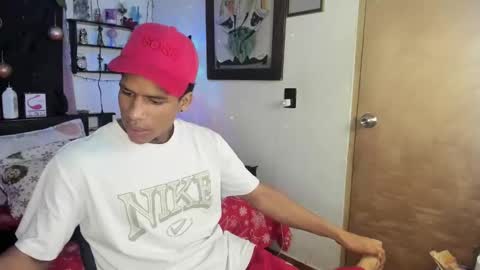 Snapshot of juanbigcock21cm chatting on December 2025 08:30:01 AM juan jose online show from December 2025 08:30:01 AM