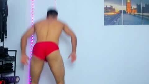 Juan Esteban online show from September 2025 06:11:02 PM