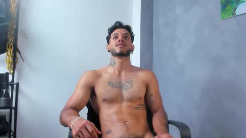 Juan Esteban online show from February 2026 07:06:02 PM