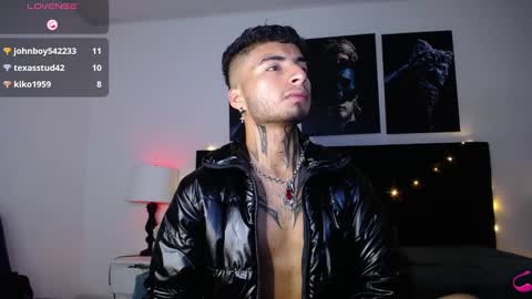 juancamilo66_ online show from February 2025 07:15:01 AM