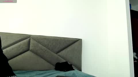 juancamilo66_ online show from March 2025 05:47:01 PM