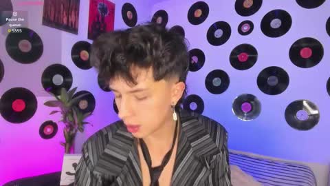 juandaaa__ online show from February 2026 04:43:01 PM