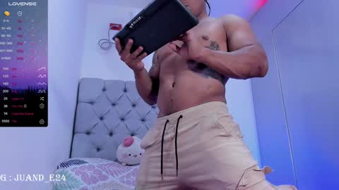 Snapshot of juande_24 chatting on February 2025 04:37:01 AM independent model online show from February 2025 04:37:01 AM