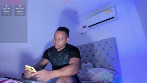 Snapshot of juande_24 chatting on September 2025 03:44:01 AM independent model online show from September 2025 03:44:01 AM