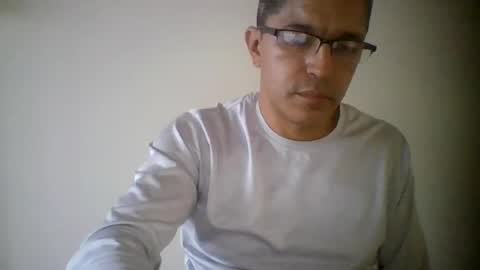 Snapshot of juanearth1 chatting on July 2026 12:17:02 AM juanearth1 online show from July 2026 12:17:02 AM