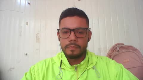 juanfe_style online show from November 2025 03:57:01 PM